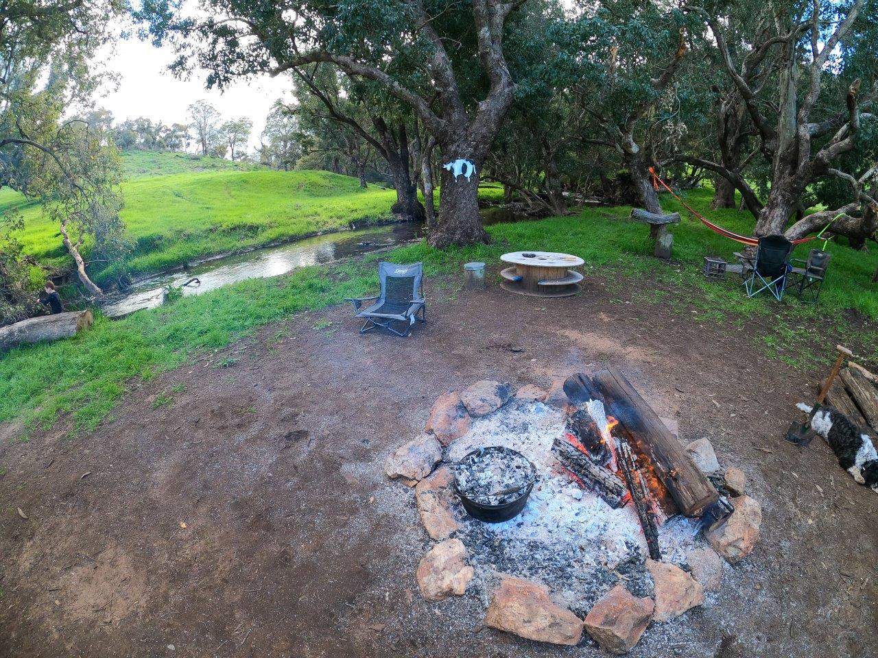 Bolinda Vale Farm; Creekside camping near Perth