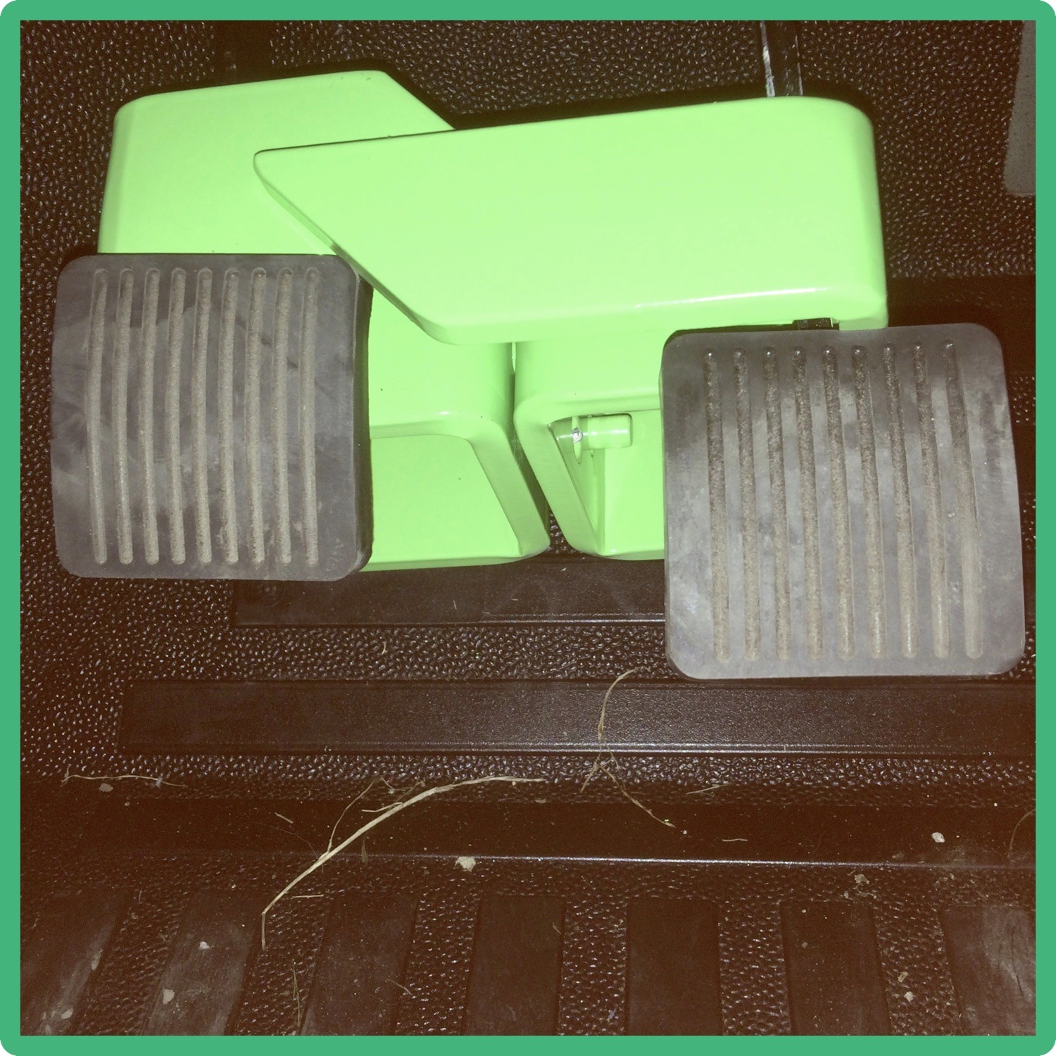 Defender Pedal Lock 4x4overlander