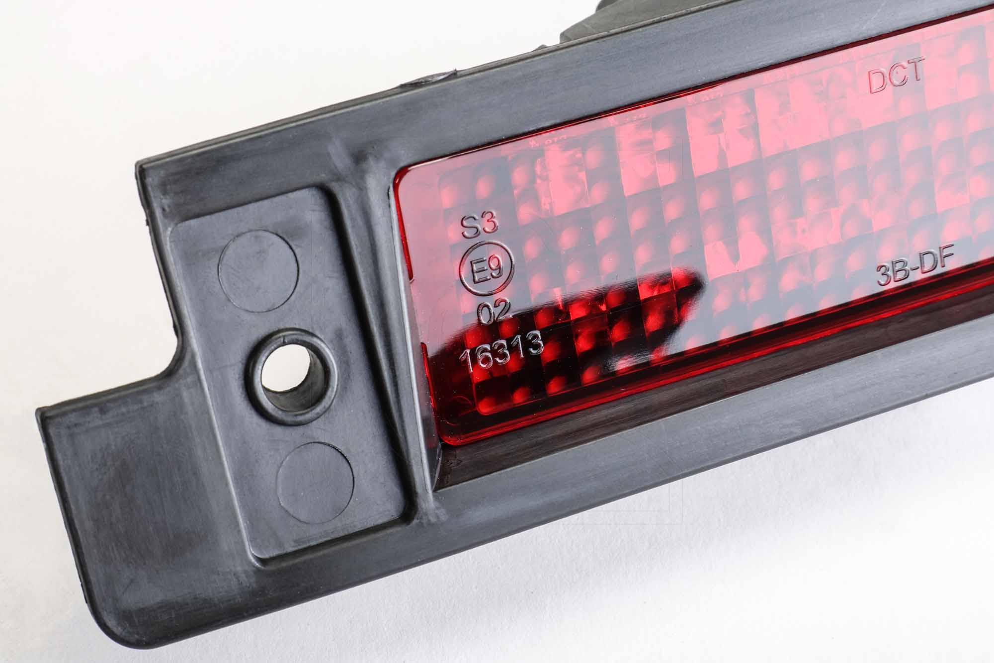 Defender LED Brake Light 4x4overlander