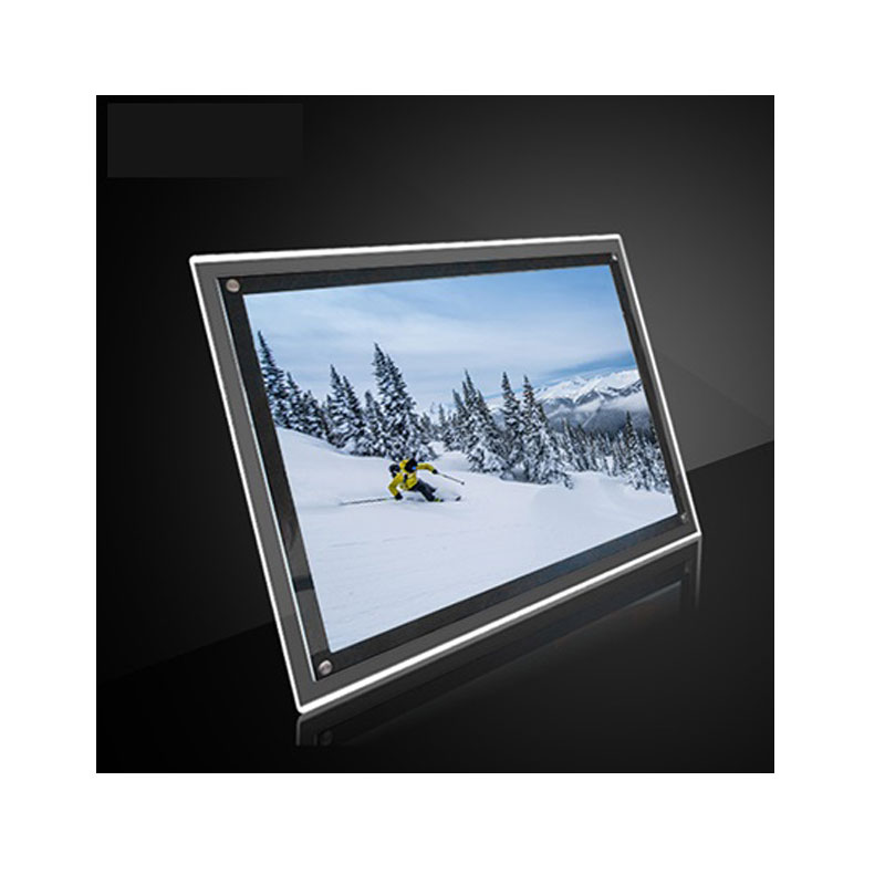 Light boxes and lightbox signs for indoor or outdoor display