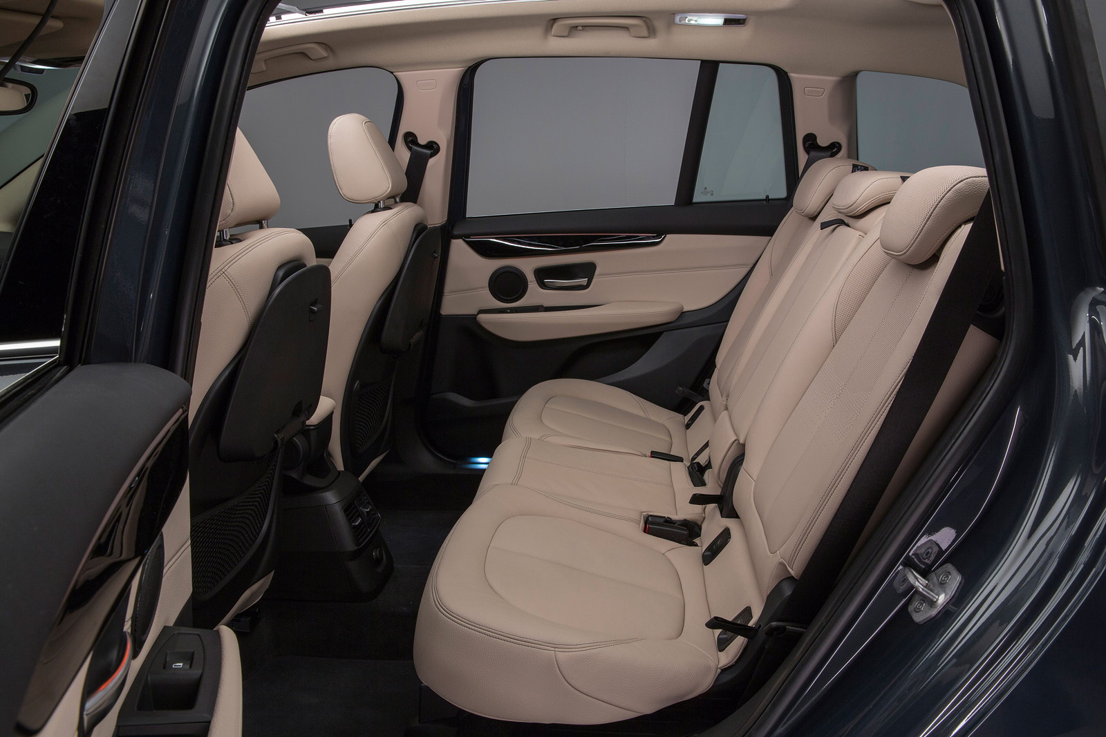 Foto BMW 2er Gran Tourer, Sitze im Fond (vergrößert)