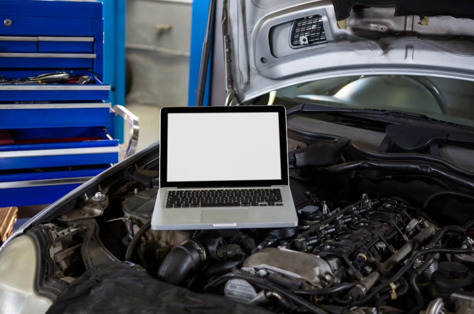 ECM Fuse Troubles: Symptoms, Causes, and Solutions