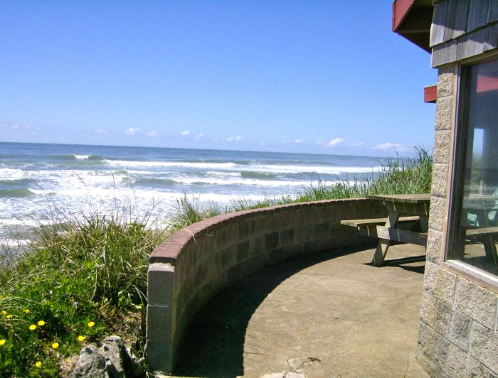 Yachats Rental Roundrock at Yachats Village Rentals