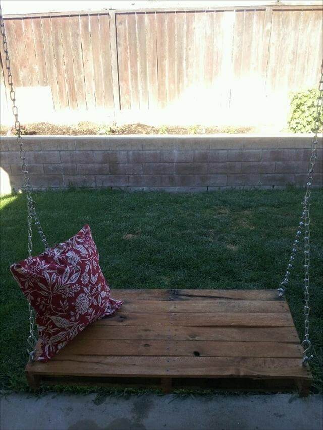 40 DIY Pallet Swing Ideas 99 Pallets