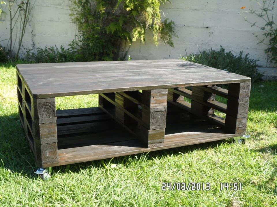 DIY Black Stained Pallet Coffee Table 99 Pallets