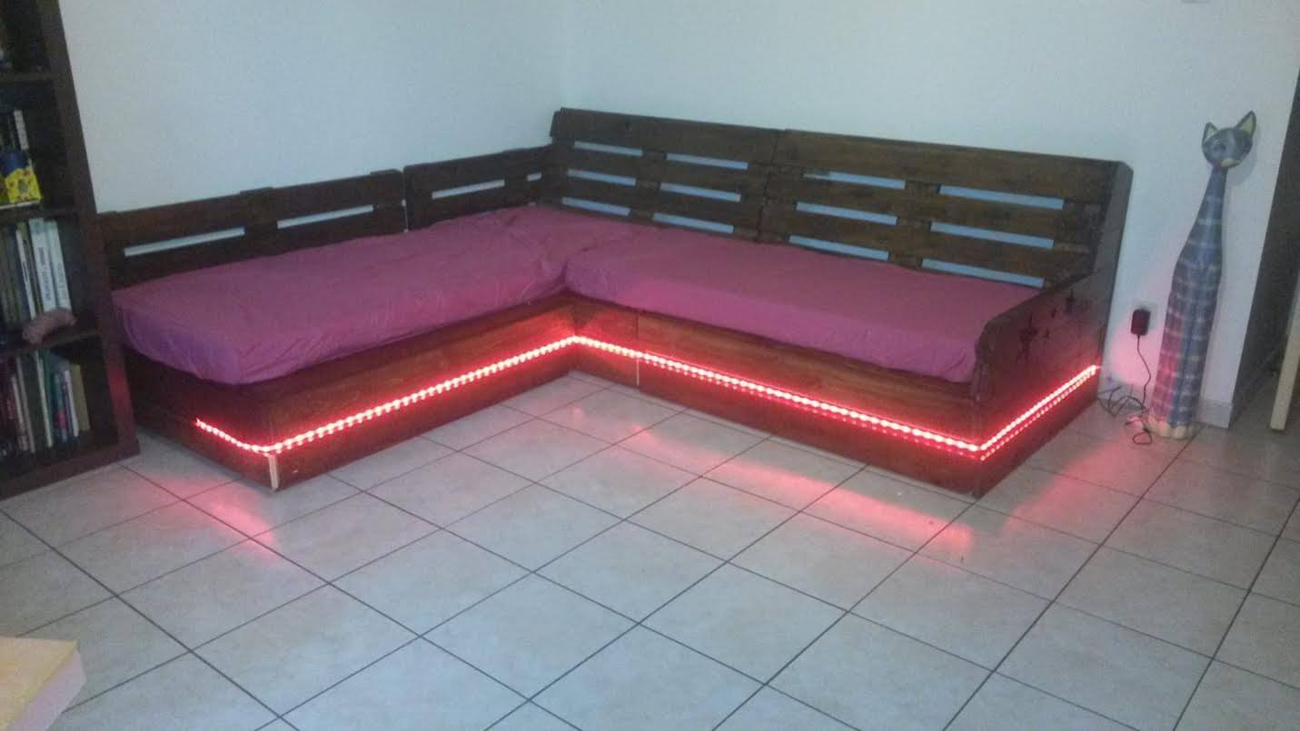 DIY Pallet Sectional Sofa & Coffee Table 99 Pallets