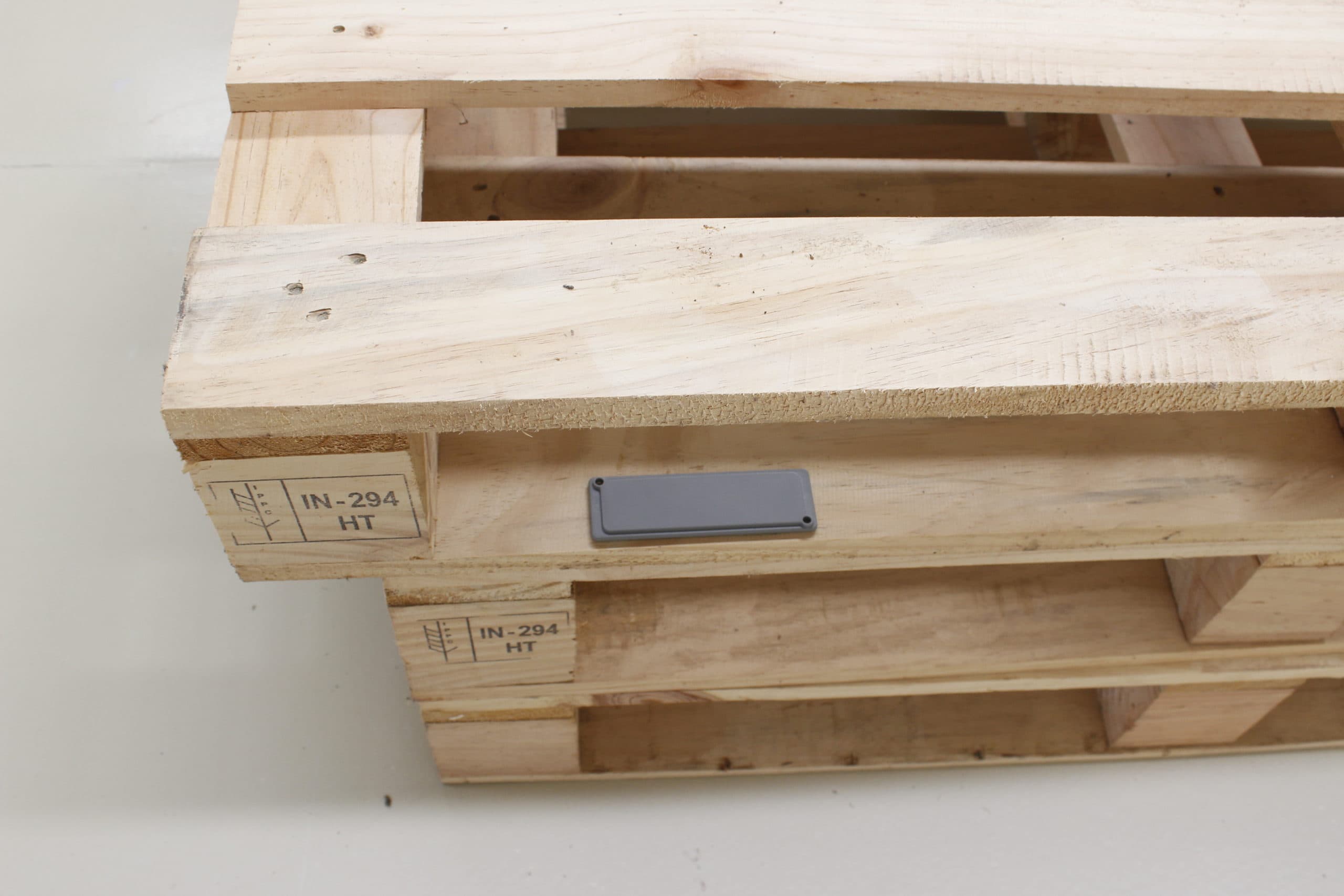 LivePoint® RFID Tracking Solutions — A1 Packaging Solutions, Inc.