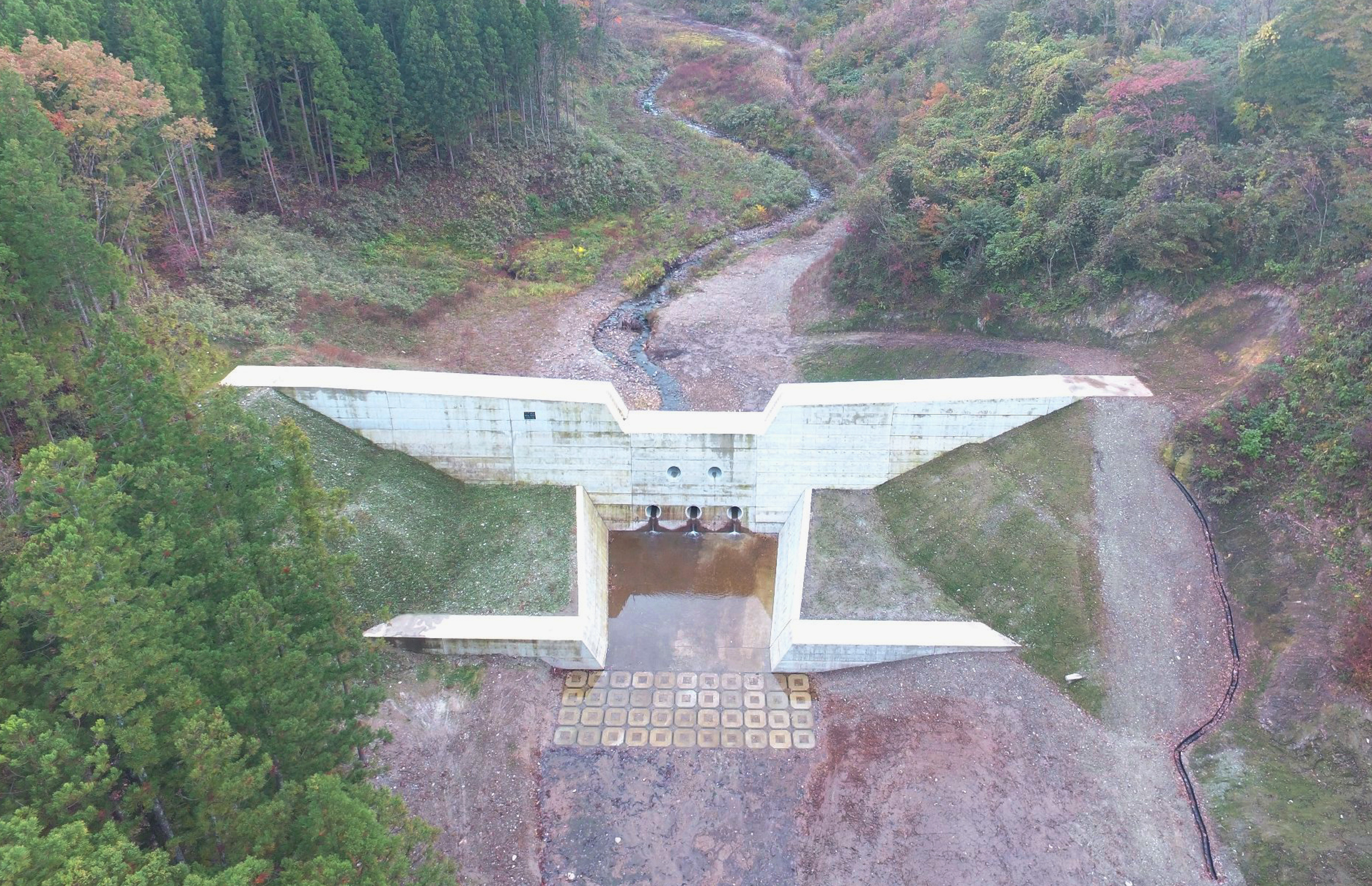 佐手川砂防ダム｜青木あすなろ建設株式会社