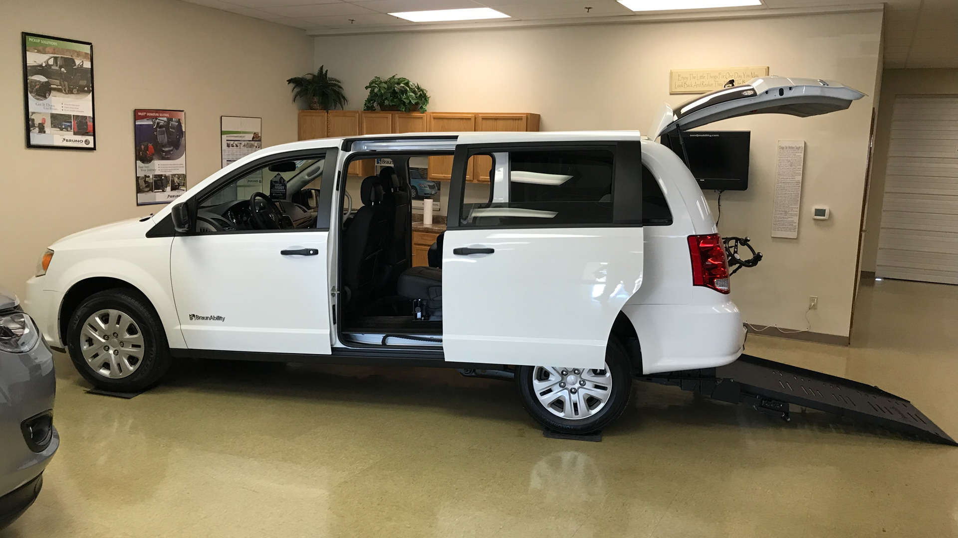 2019 Dodge Grand Caravan Commercial Vans Dodge ADA Rear