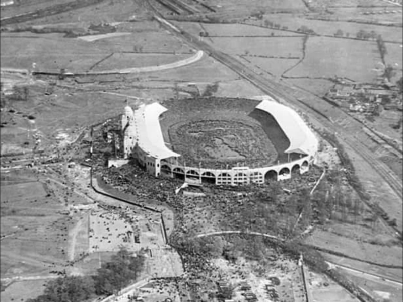 Wembley stadium seat and row numbers detailed seating chart. The old Wembley Stadium: demolished to make room for the ...