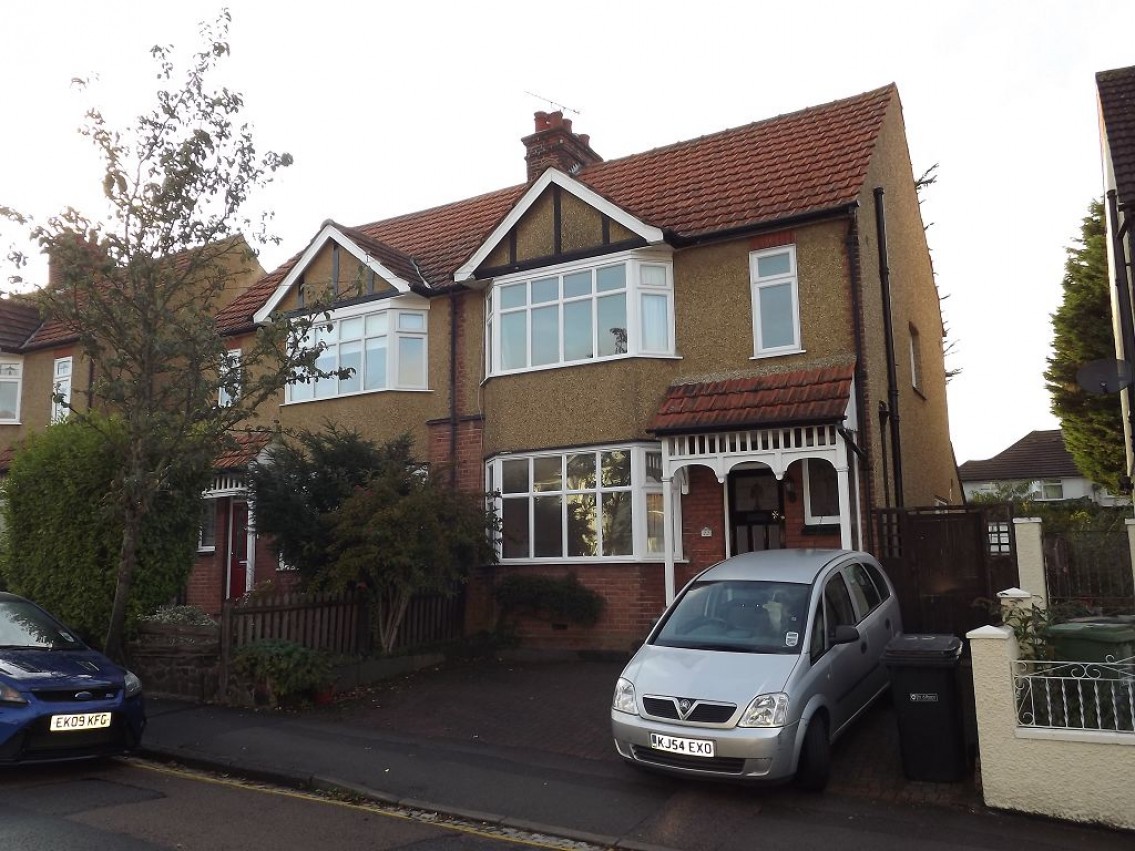 Breakspear Avenue, St Albans, AL1 Abbey Estates