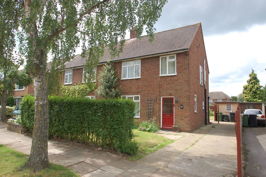Hazelwood Drive, St Albans, AL4 Abbey Estates