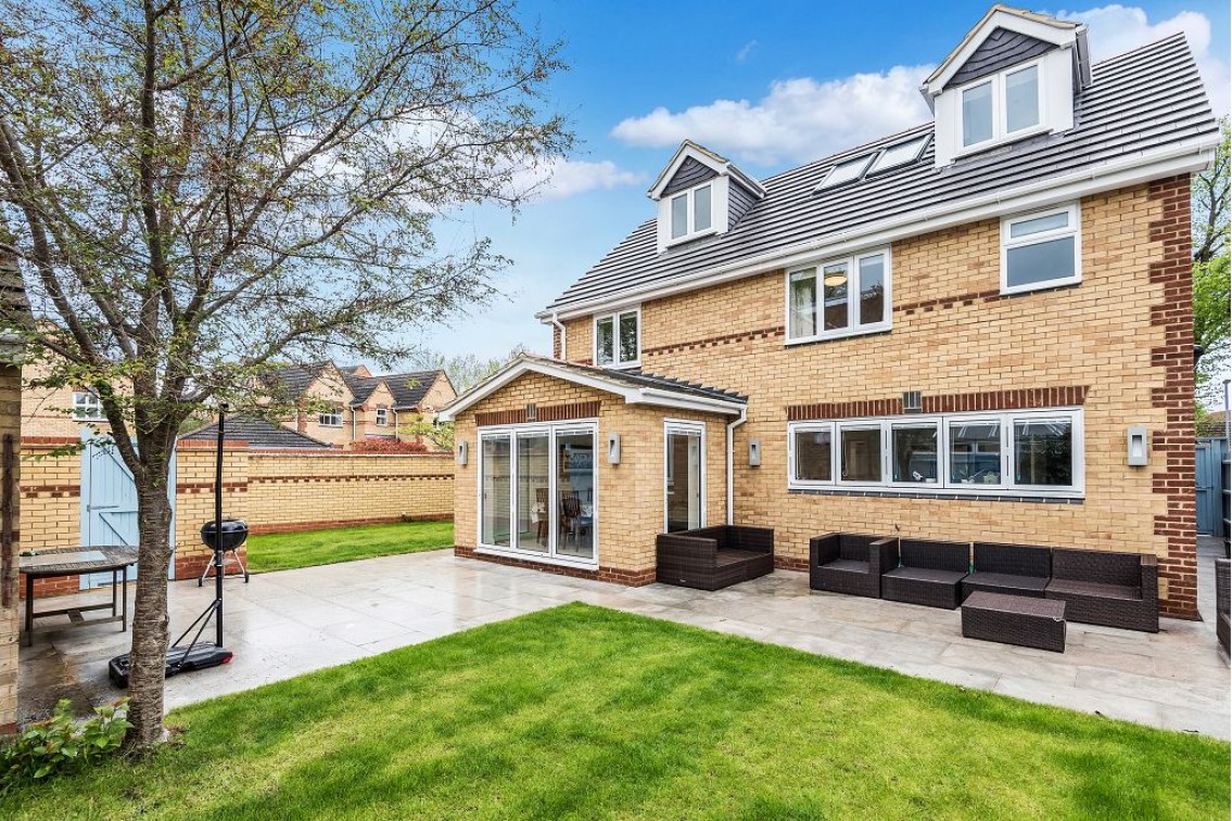 Stanmore Chase, St Albans, AL4 Abbey Estates