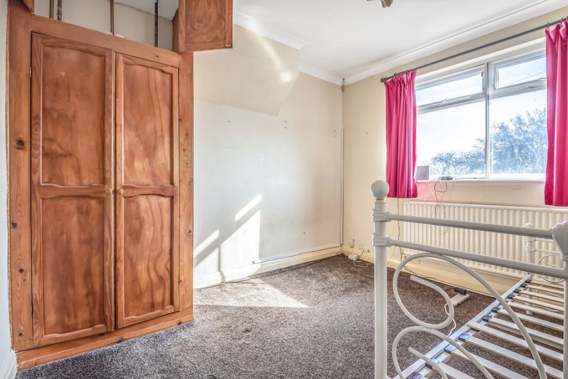 Radlett Road, St Albans, AL2 Abbey Estates