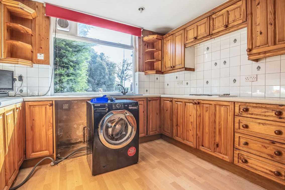 Radlett Road, St Albans, AL2 Abbey Estates