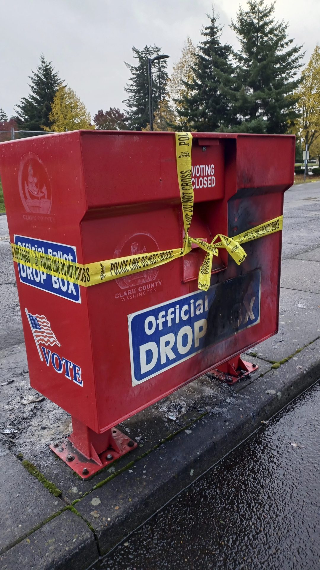 1 county each in Oregon, Washington report issues with US Postal