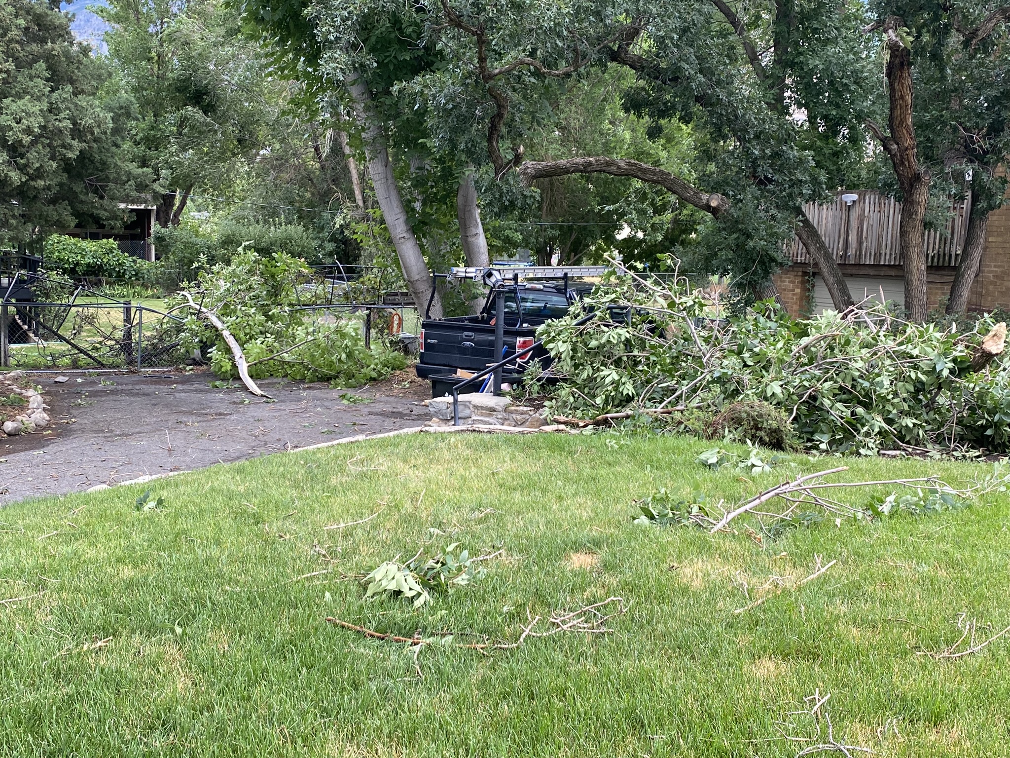 Springville Utah explosion during thunderstorm