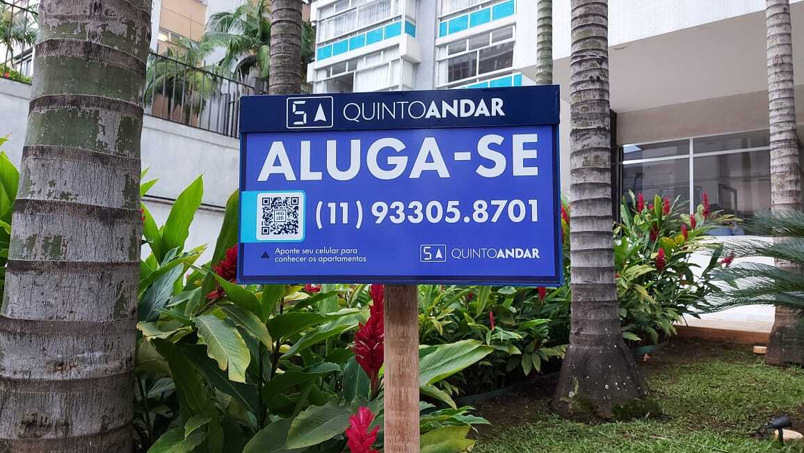 QuintoAndar reinventa placa de 'alugase' com tecnologia digital e