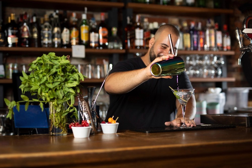 Getting the Right License to Serve Alcohol in California ABC Server Training