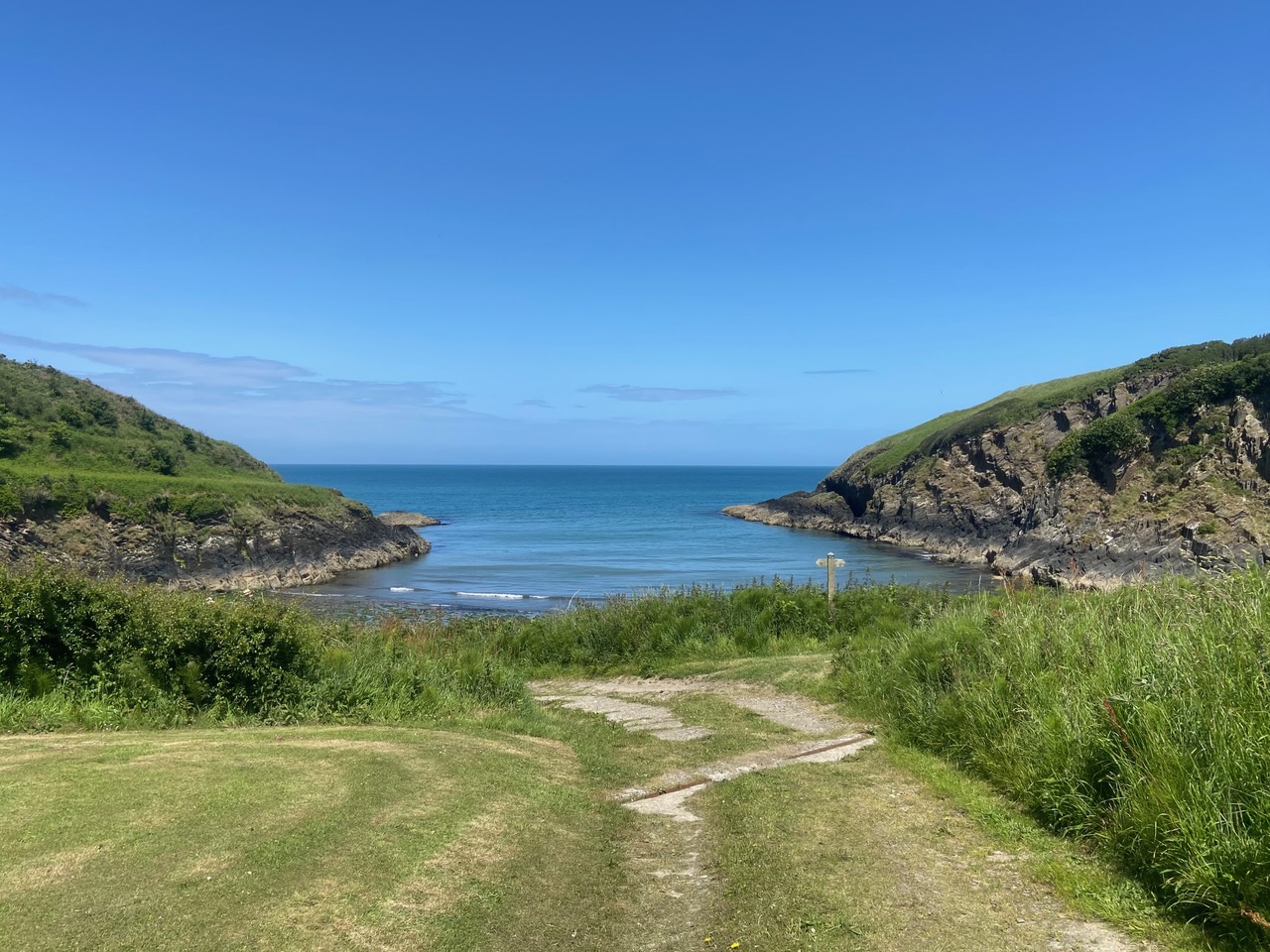 Crab Cottage Gallery Aberfforest, Barnacle Cottage, AirBnb