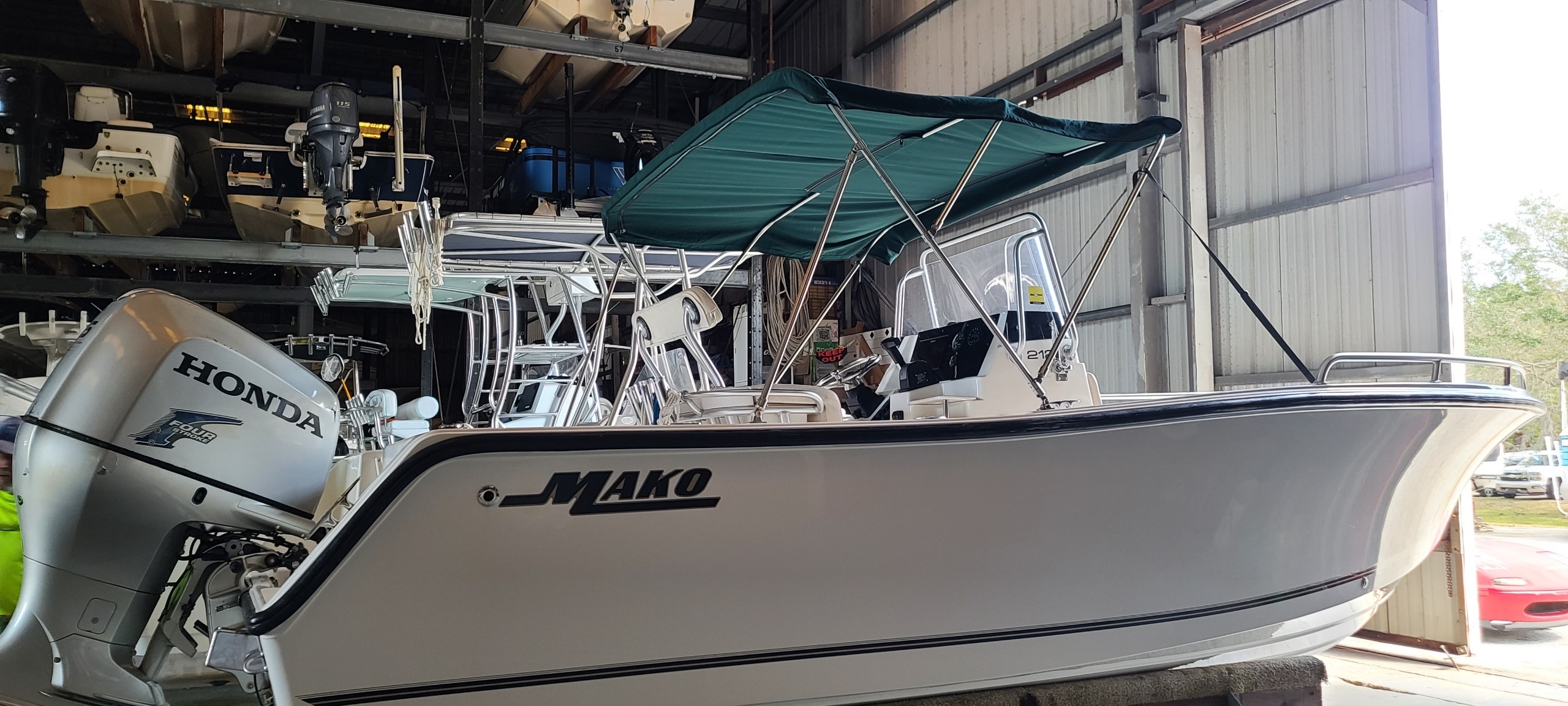 21' Mako Center Console Fishing Boat Abe's Boat Rentals