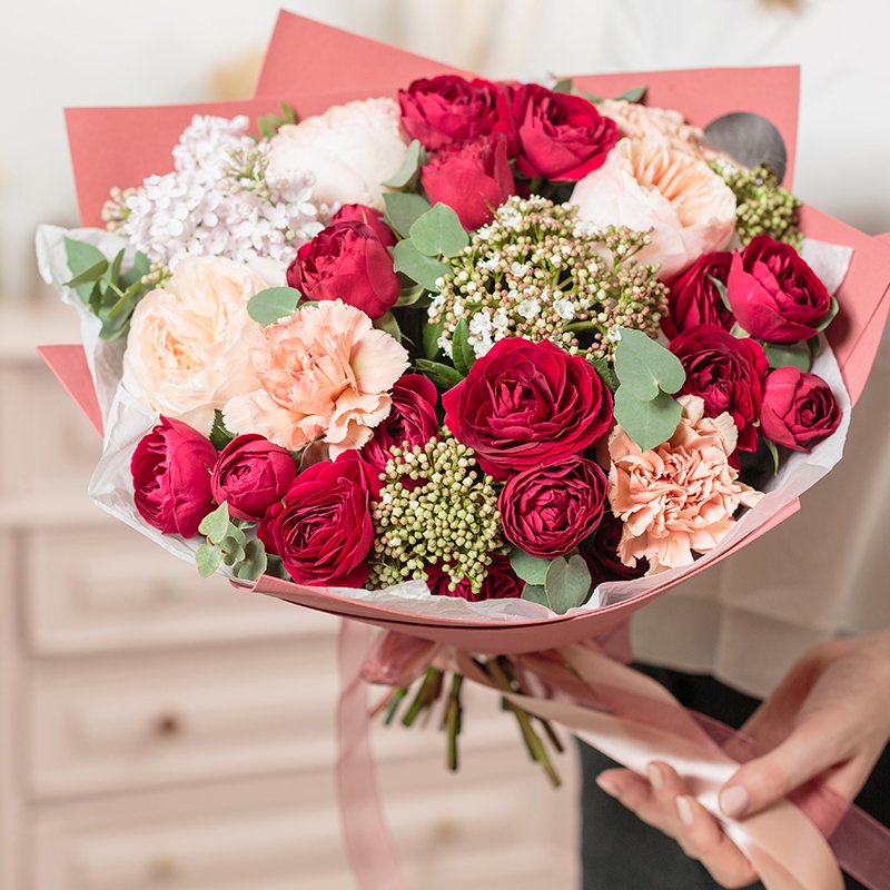 Floral Beanie Added New Red and Champagne Rose Bouquet Option For