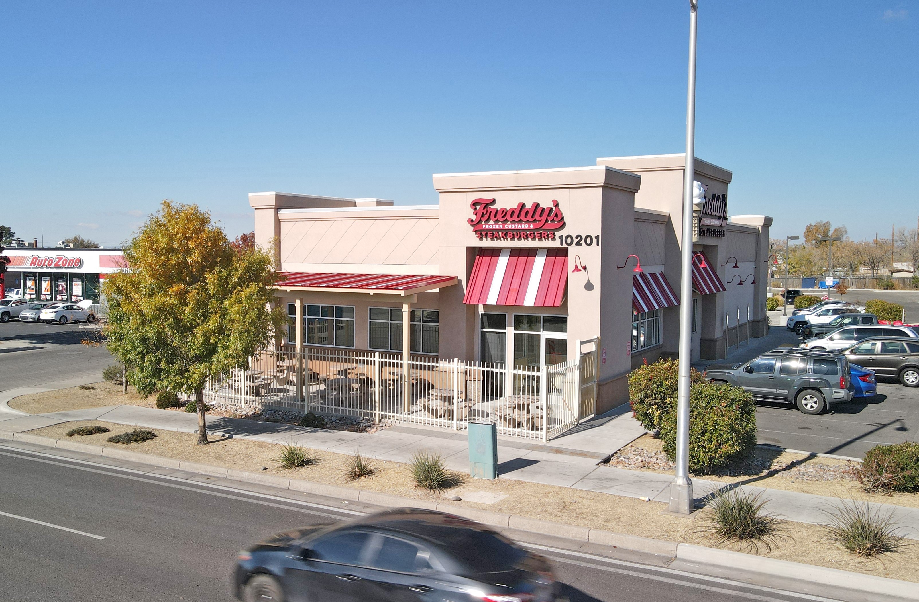 The Boulder Group Arranges Sale of Freddy’s Frozen Custard