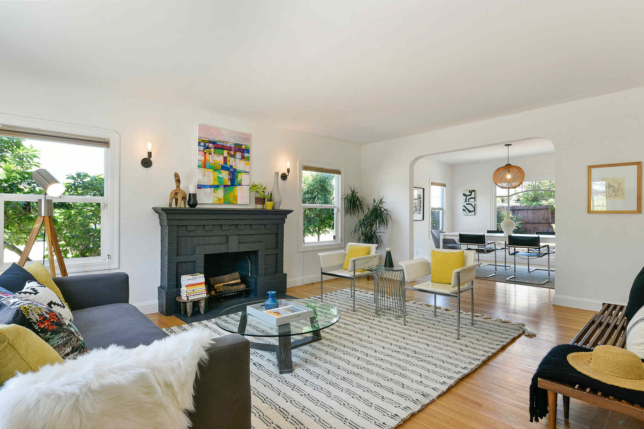 Top Real Estate Agent in Oakland, CA, Advises on Importance of Curb