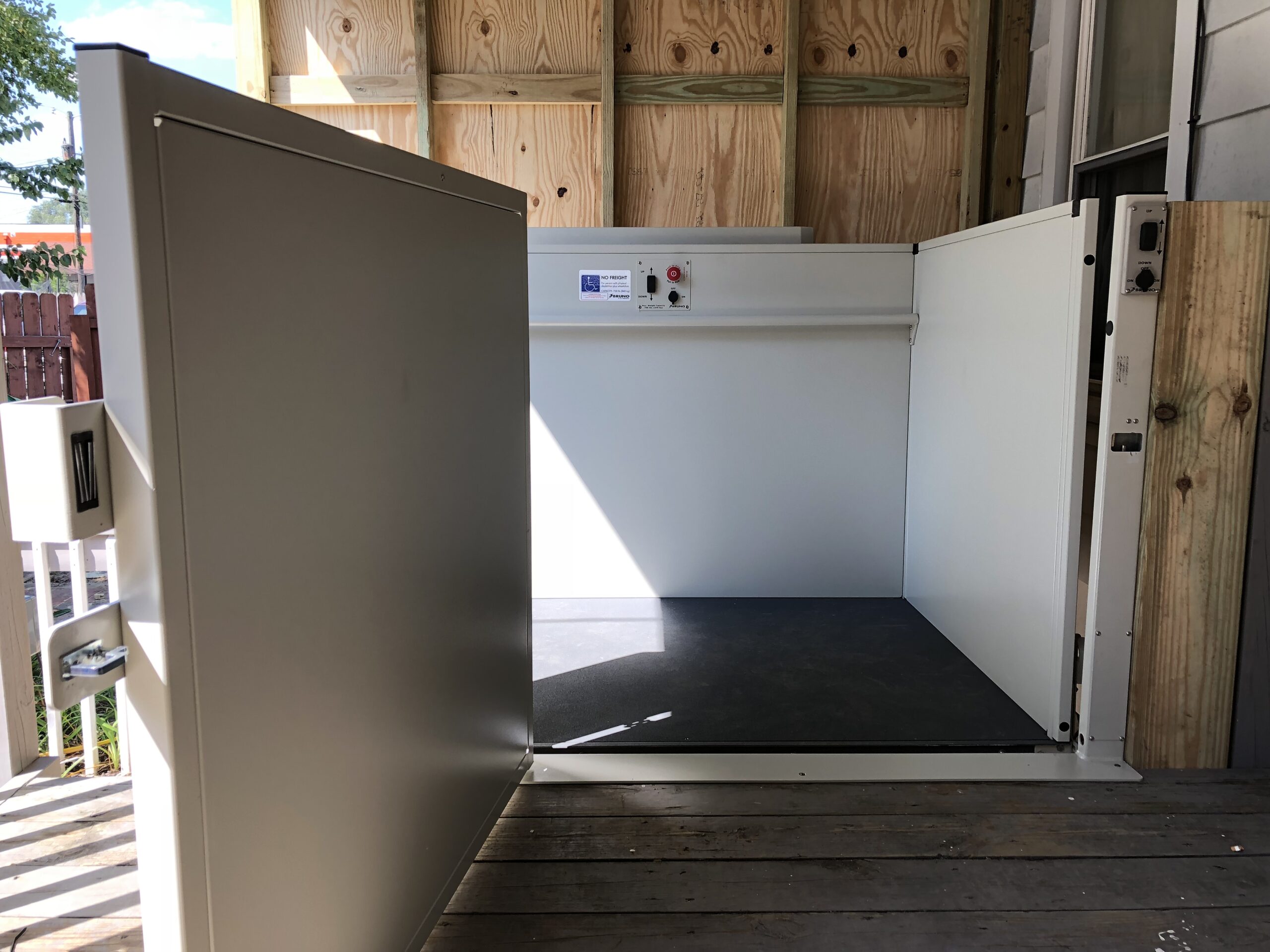 Vertical Lifts Access Elevator