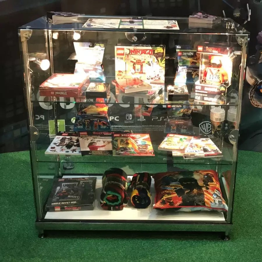 AN display case hire Access Displays
