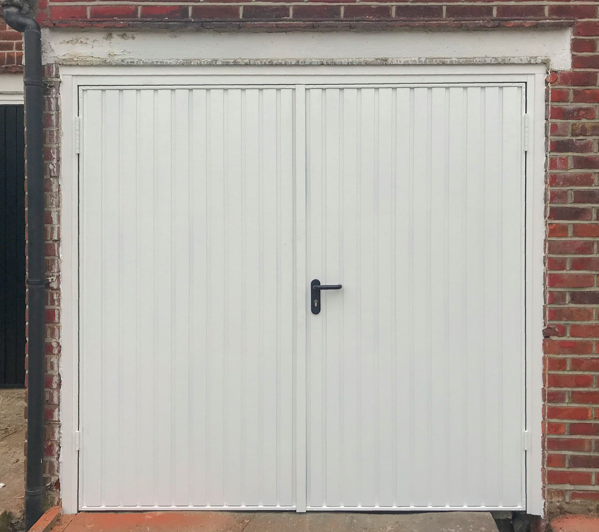 Access Garage Doors A Garador Carlton, SideHinged Garage Door