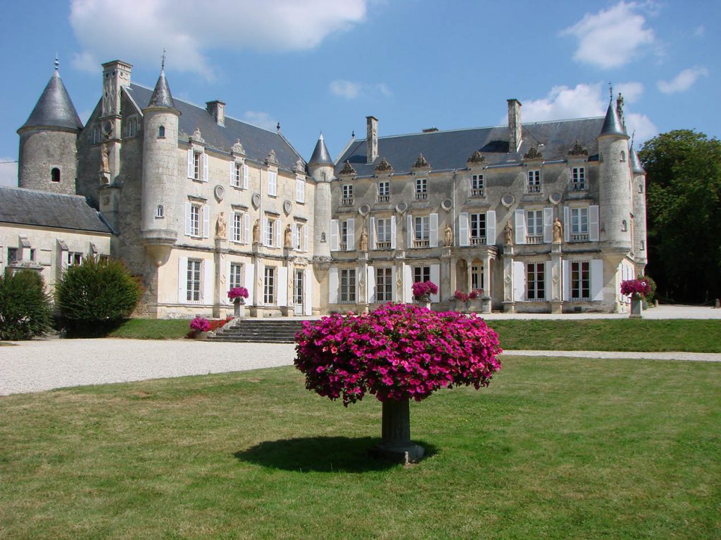 Fontenay le Comte ancienne capitale du Bas Poitou Accueil Vendée