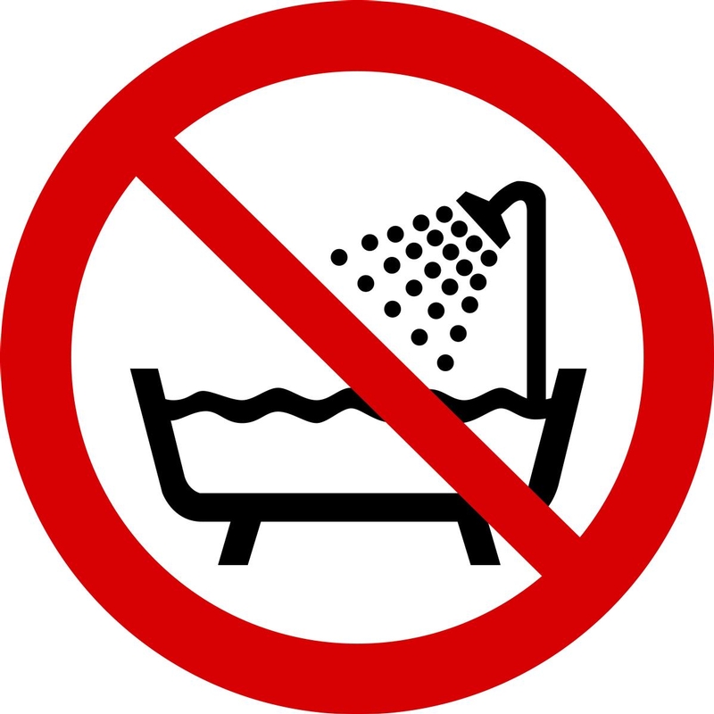 Do Not Use In Bathtub Or Shower (2011) ISO Prohibition Sign MISO509