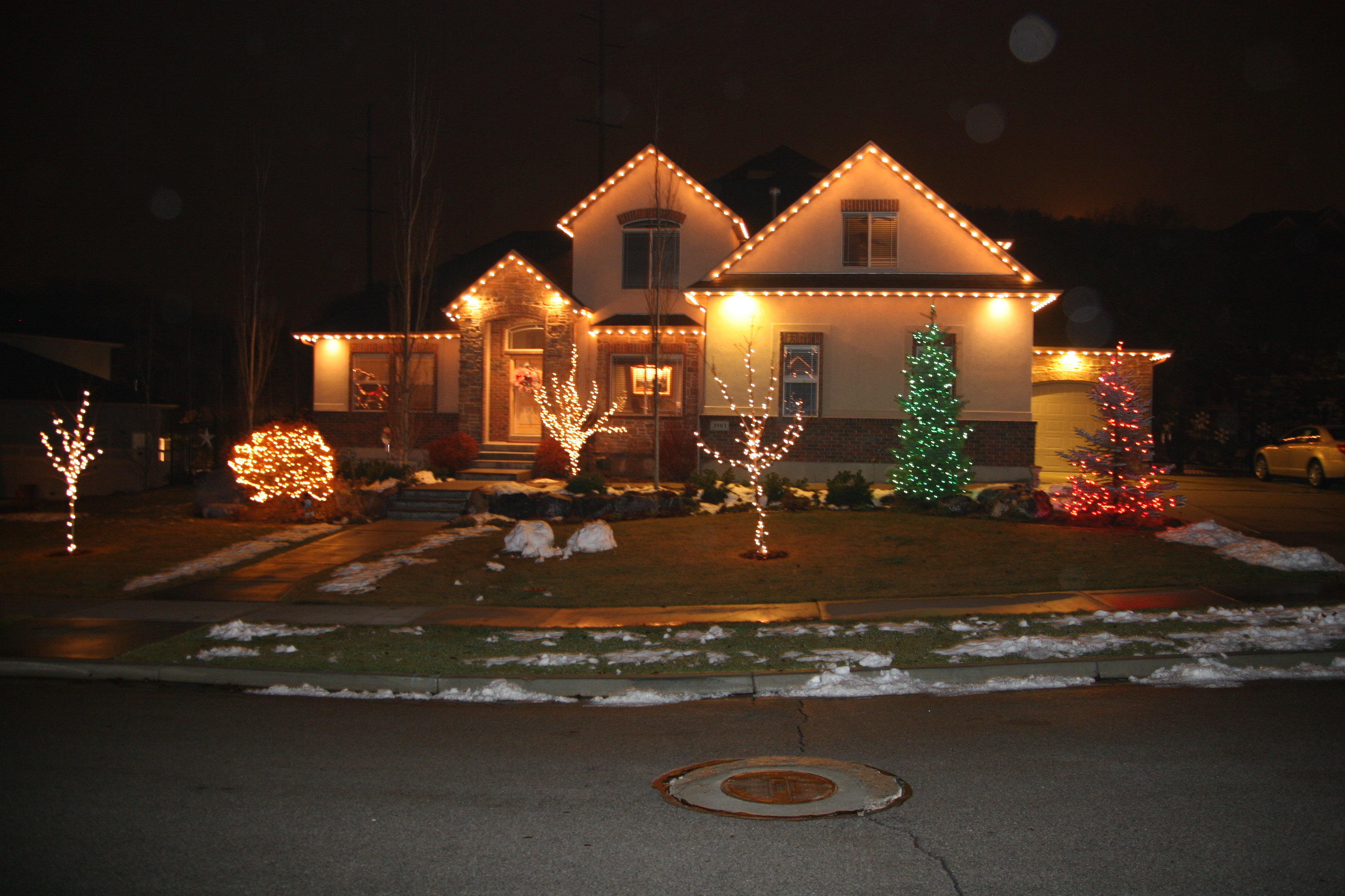 Holiday Light Installation in Utah County Ace's Spray Lawn Services