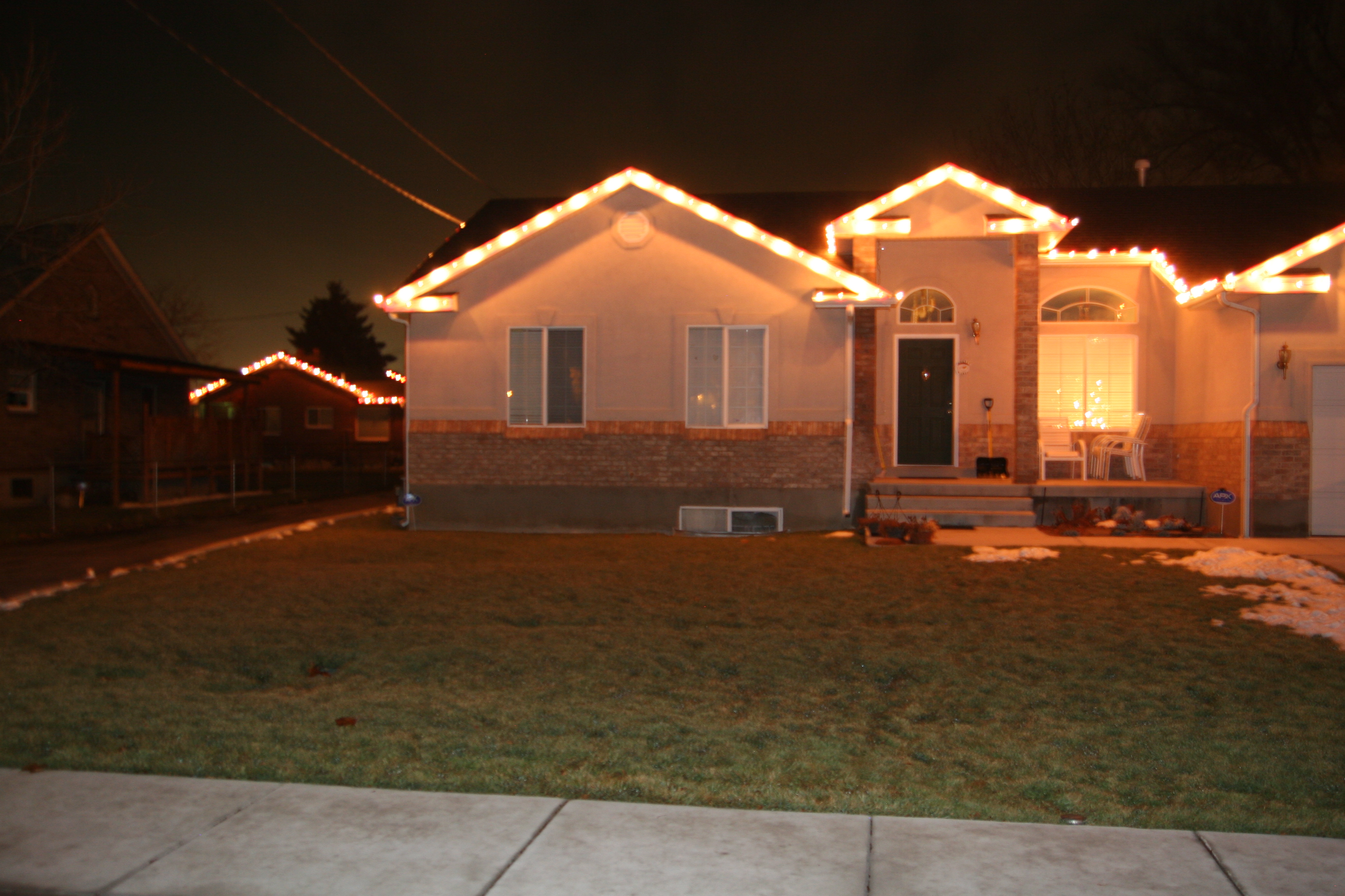 Holiday Light Installation in Utah County Ace's Spray Lawn Services