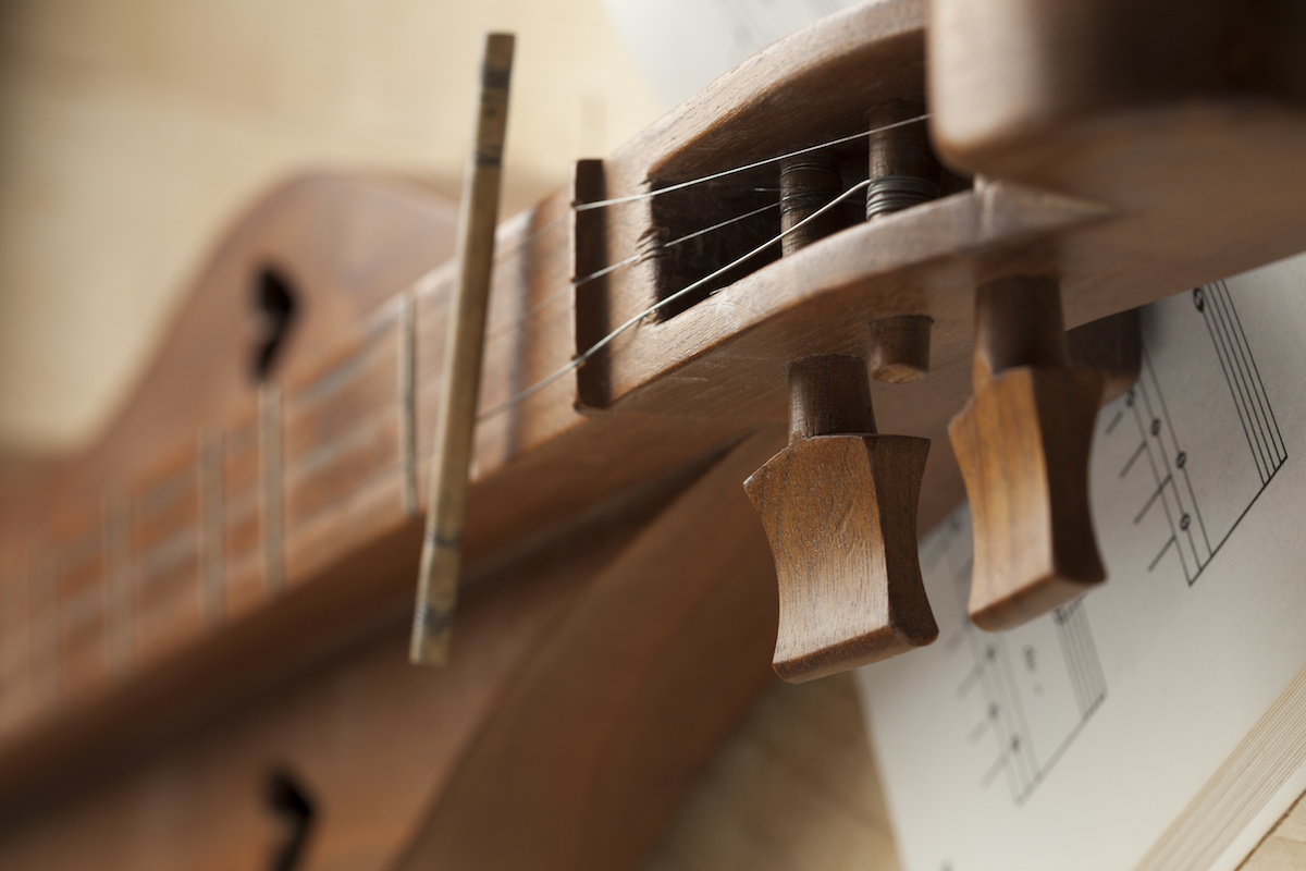 Learn to play the dulcimer! — A Child's Song Kids Music Lessons