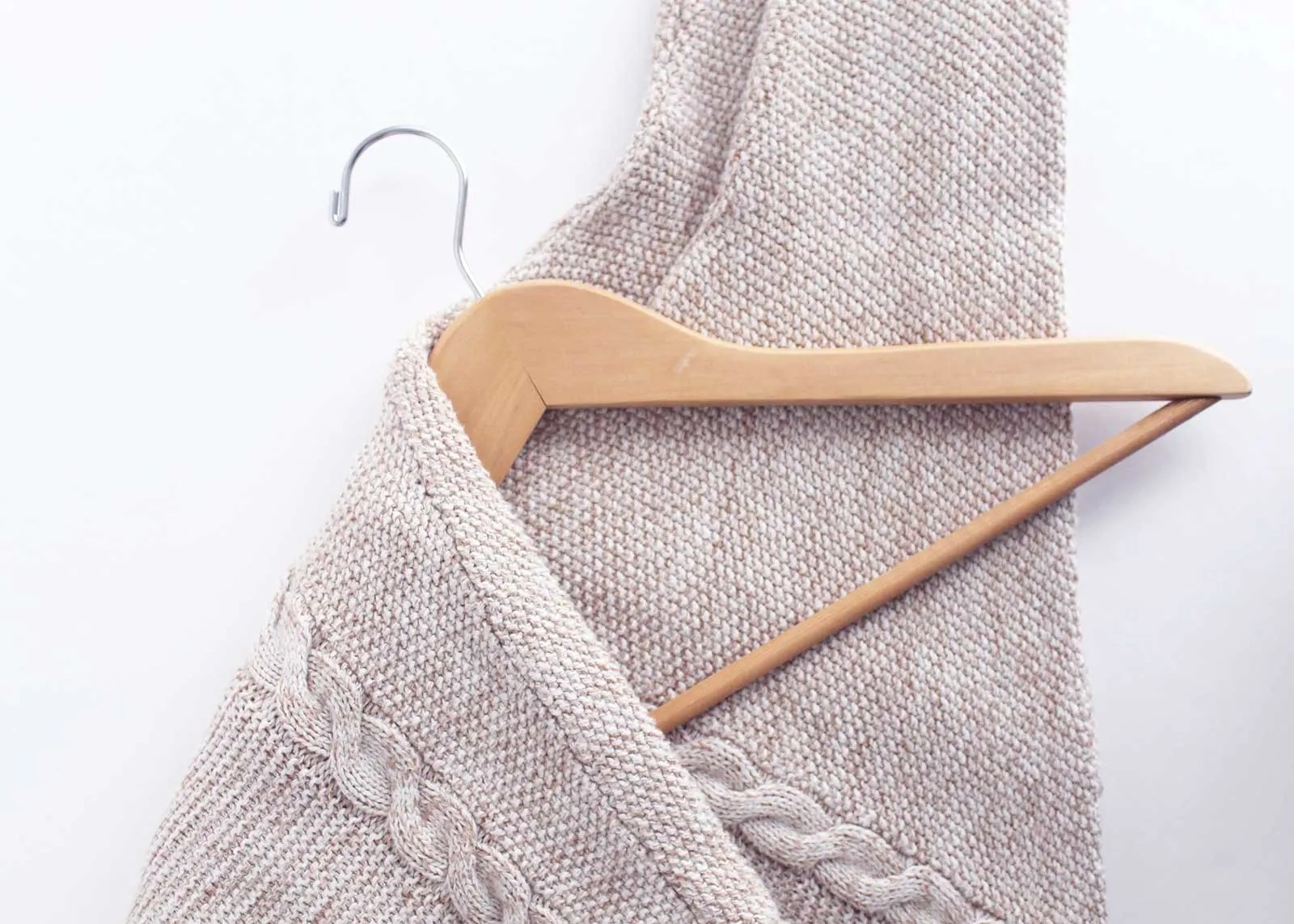 Best Hangers For Jumpers