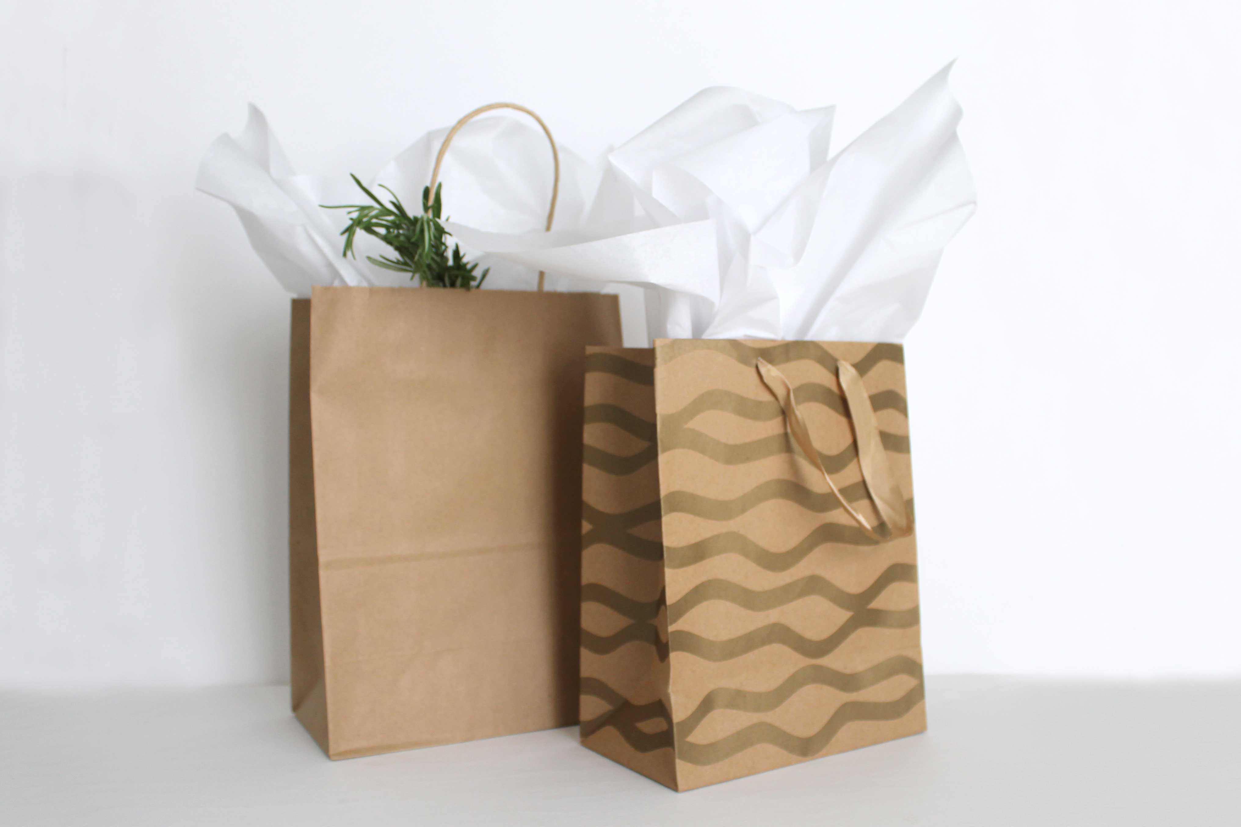 Sustainable gift guide - eco friendly gifts for everyone on your list