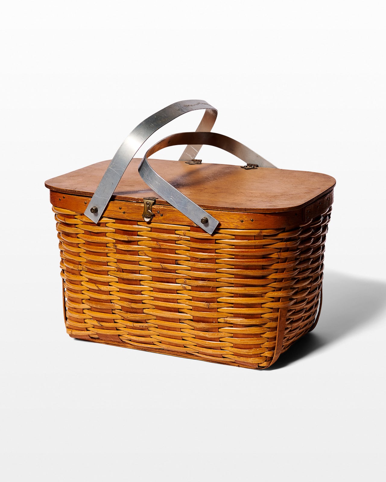 TA801 Fields Picnic Basket Prop Rental ACME Brooklyn