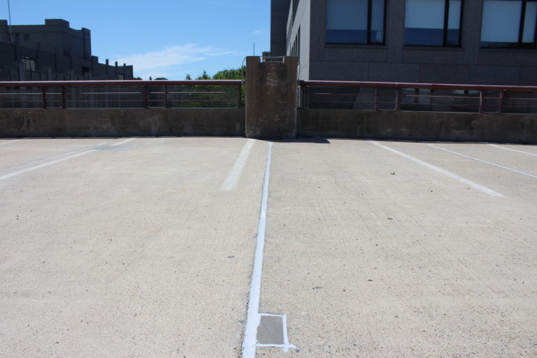 Caulking And Sealing Services Caulk Ceiling Crack Caulking Vs Sealant