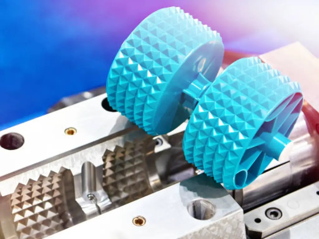 Exploring Differences Injection Molding vs 3D Printing