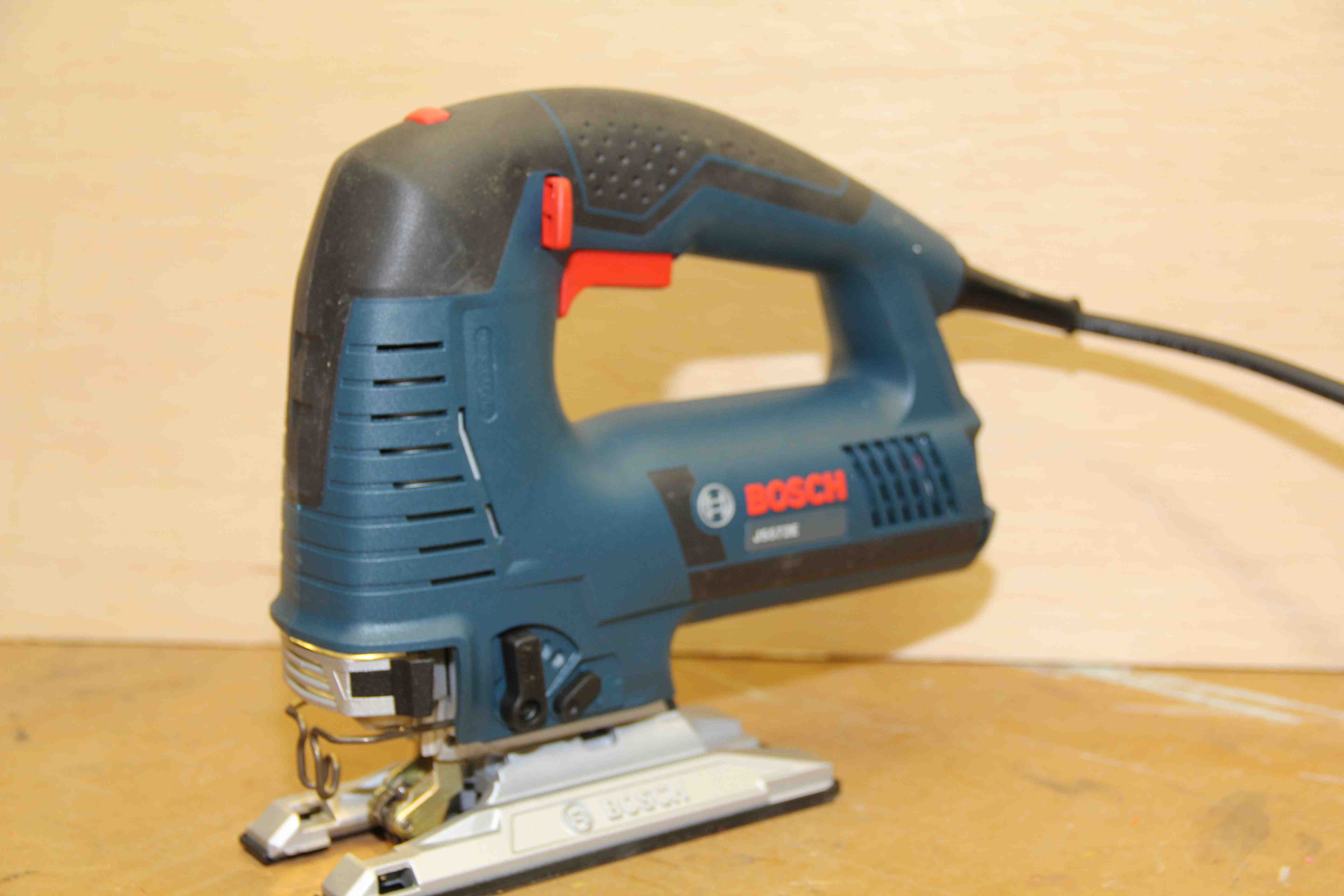 Bosch JS572EL Jig Saw
