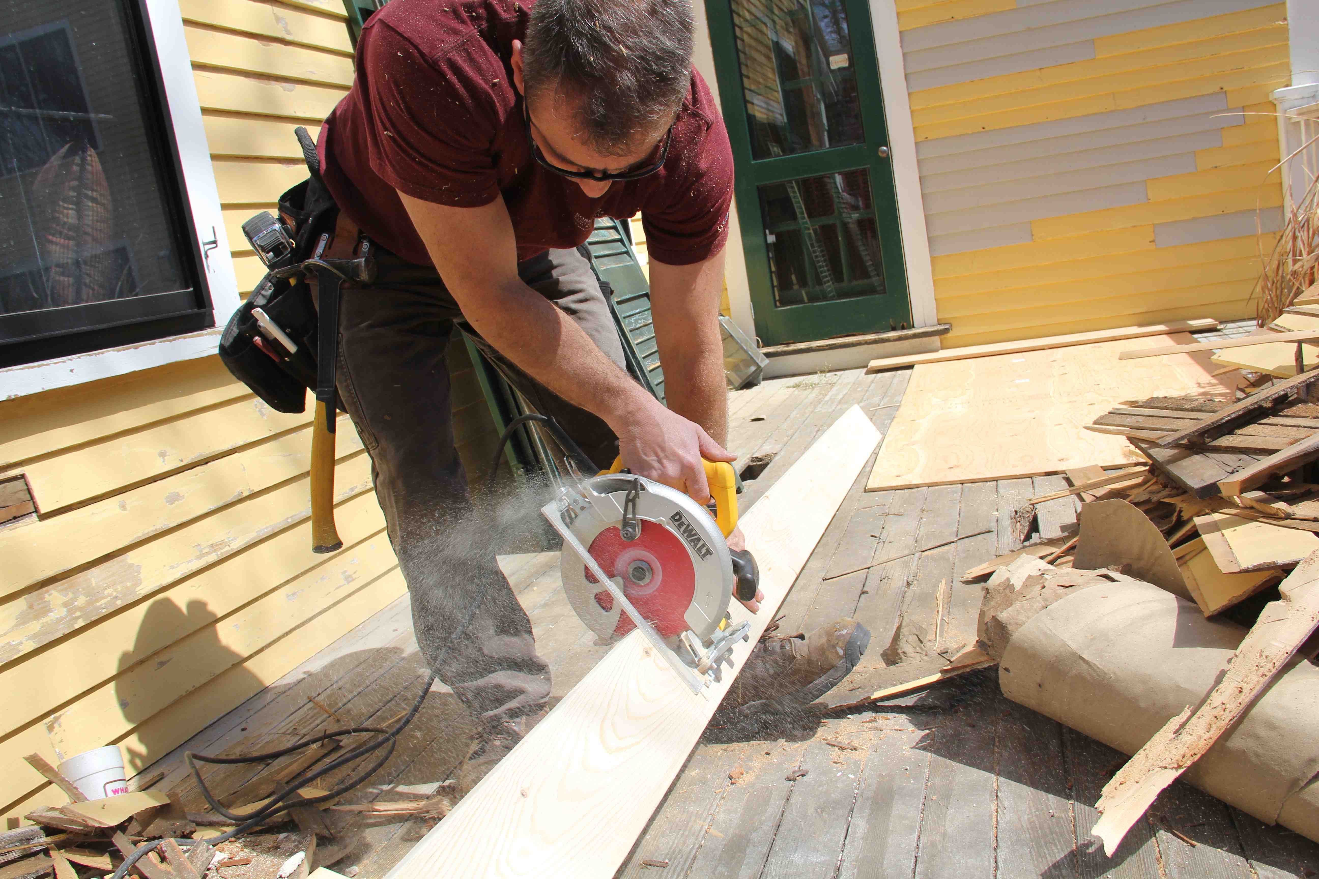 DEWALT Lightweight Circular Saw DWE575 Concord Carpenter