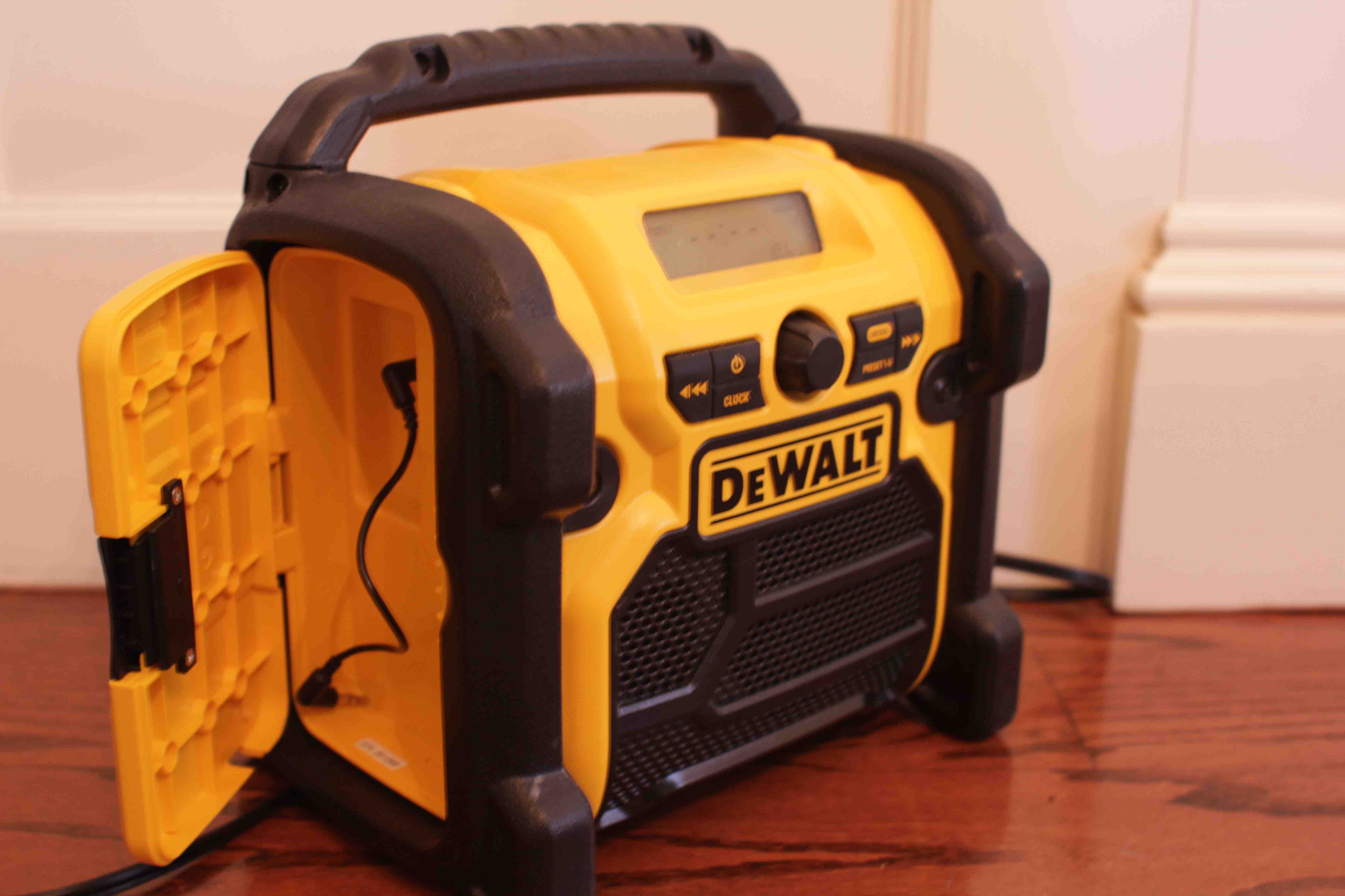 How To Set Clock On Dewalt Radio Dcr018 at Virginia Thomson blog