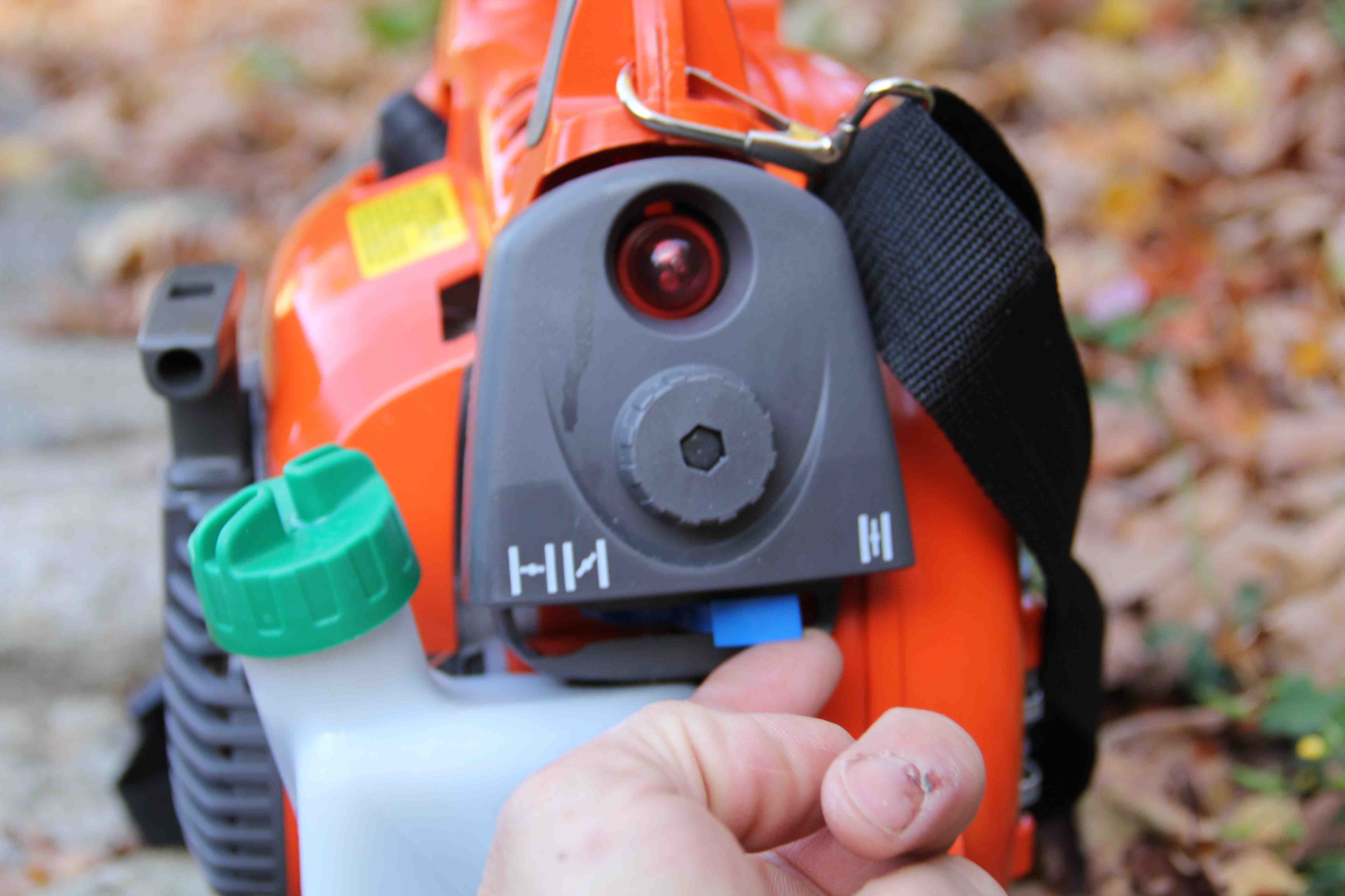 Husqvarna 125BVx Blower Review - Concord Carpenter