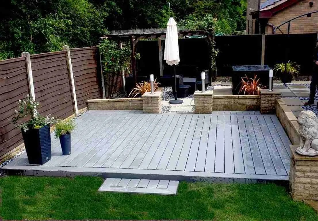 How to lay decking on uneven ground 2 Simple methods