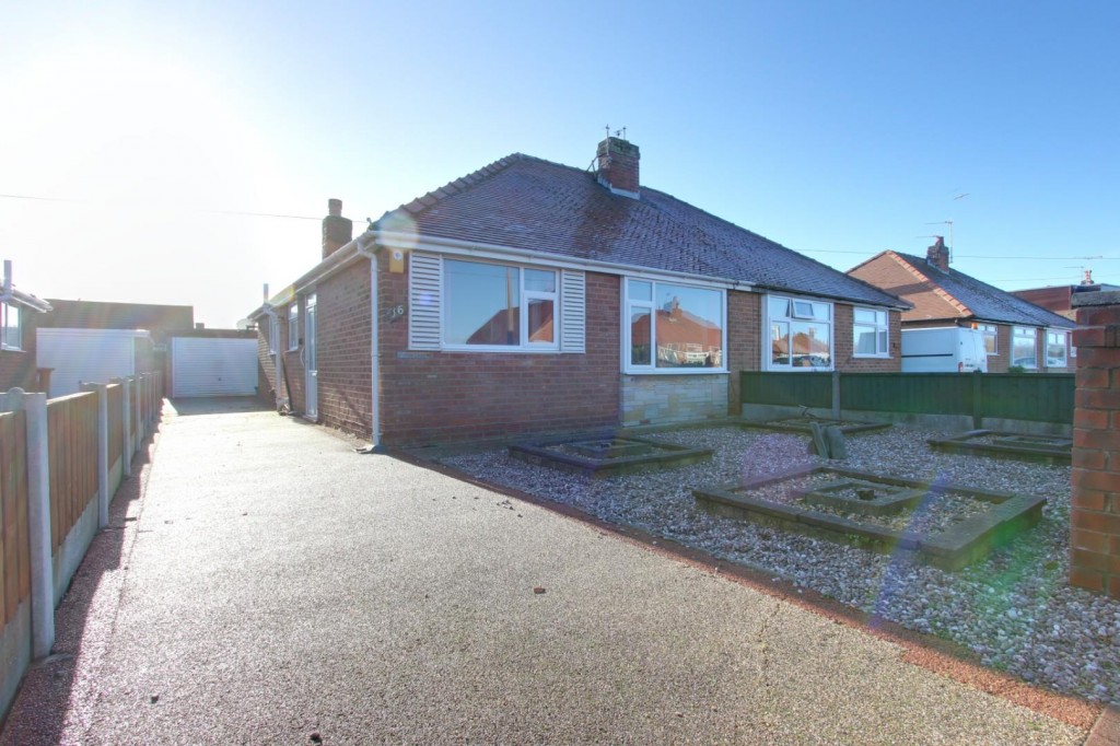 Newcastle Avenue, ThorntonCleveleys, 2 bedroom, Bungalow Semi Detached