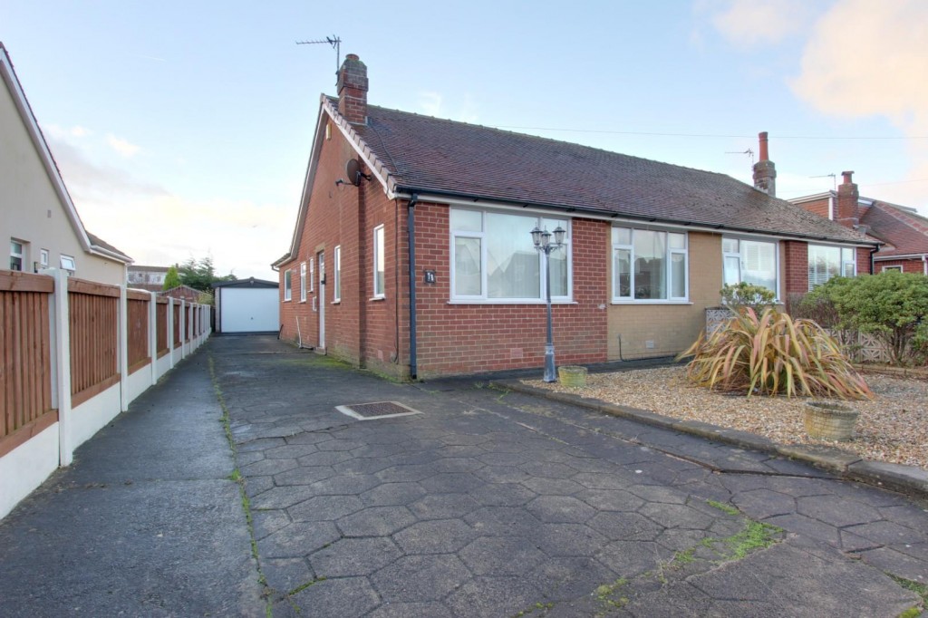 Northumberland Avenue, ThorntonCleveleys, 2 bedroom, Bungalow Semi