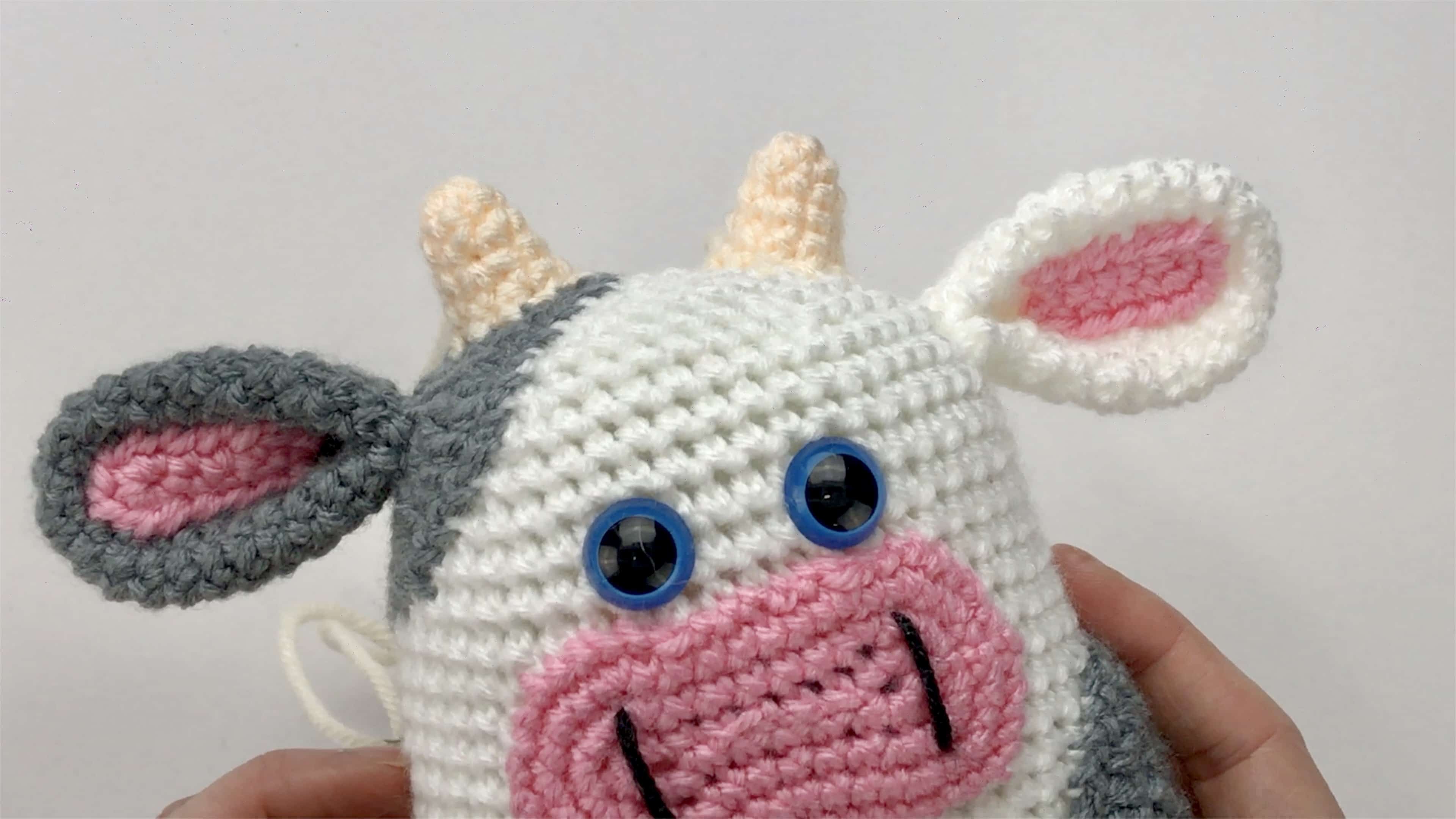 Follow this beginner crochet cow pattern and learn how to make the easiest amigurumi cow ever! Complete with a full video tutorial.