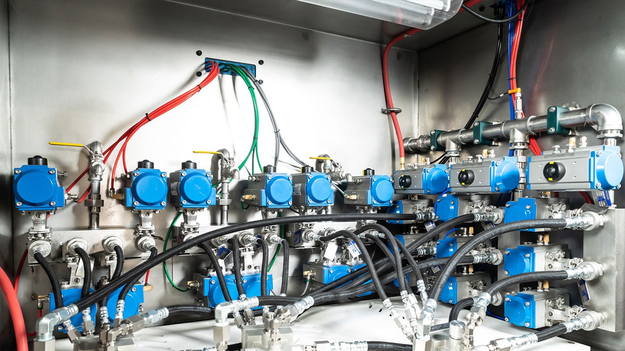 Hydraulic Component Flush System Case Study 2103 ACT Inc.